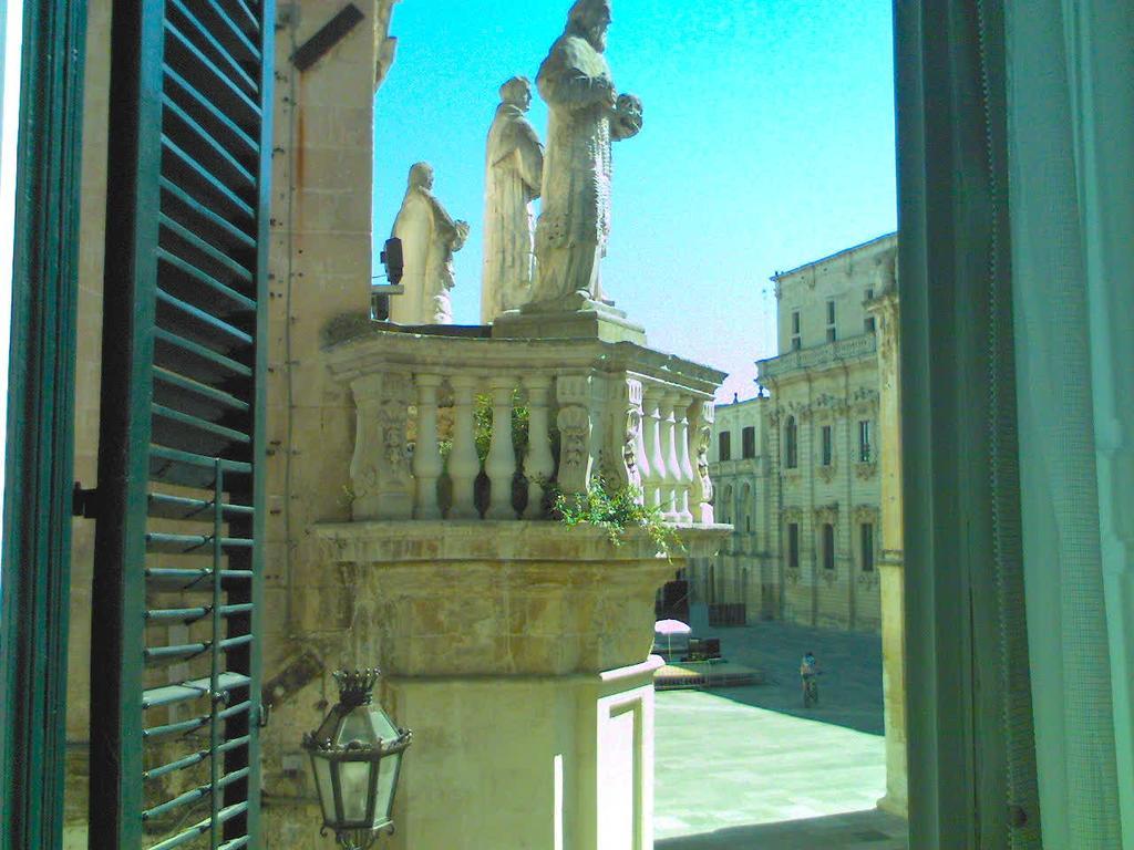 Апартаменты I Balconi Sul Duomo Лечче Экстерьер фото